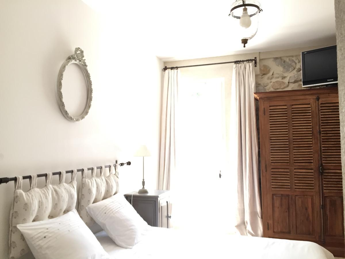 Bed and Breakfast Bastide De Fontvieille Saint-Cyr-sur-Mer Exterior foto