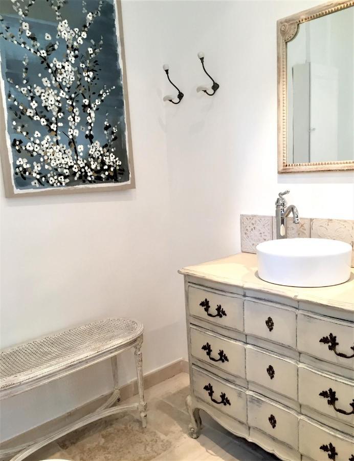 Bed and Breakfast Bastide De Fontvieille Saint-Cyr-sur-Mer Exterior foto